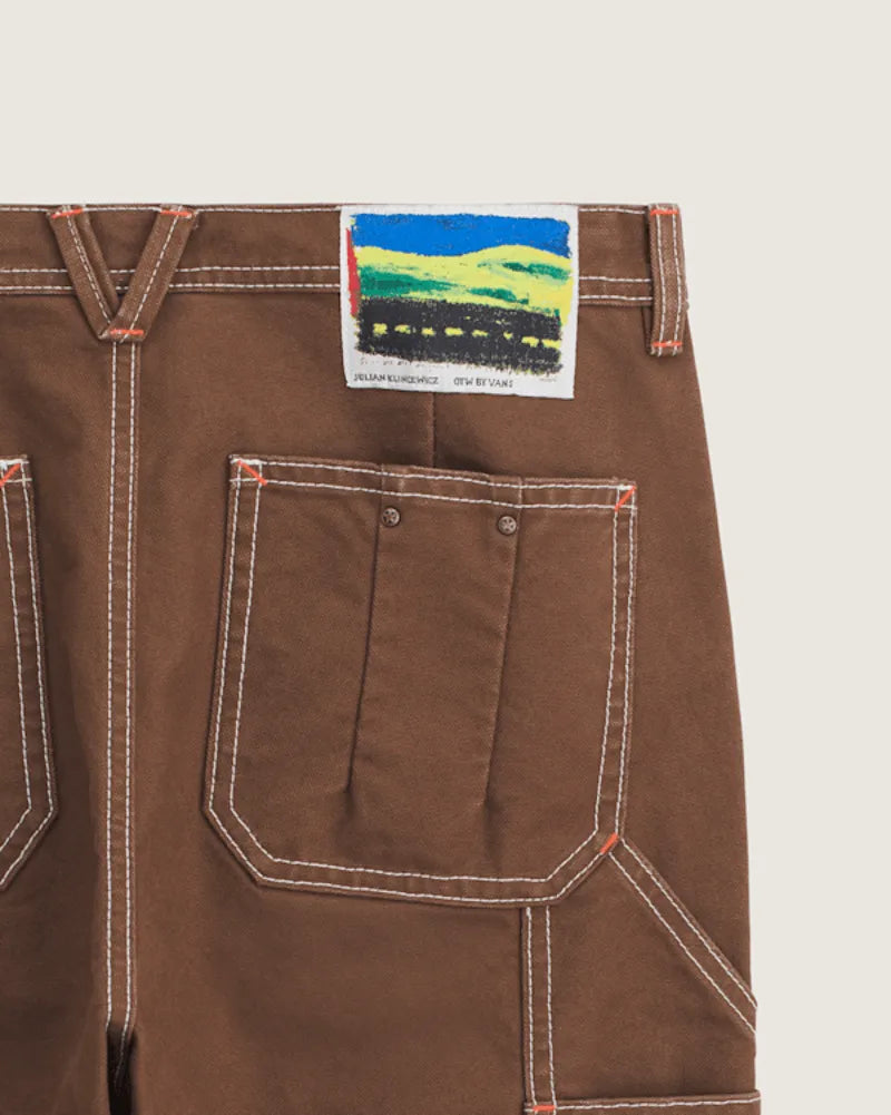 Pinecone Brown