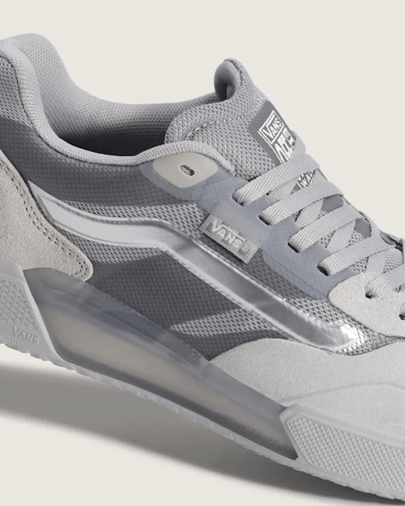 Silver / Grey