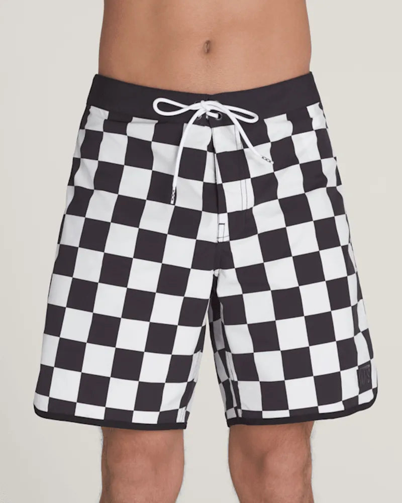 Black / White