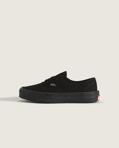 Black / True White