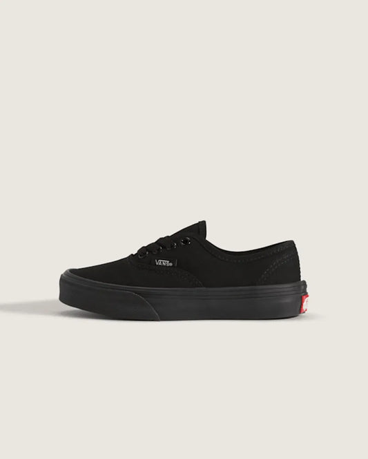 Black / True White