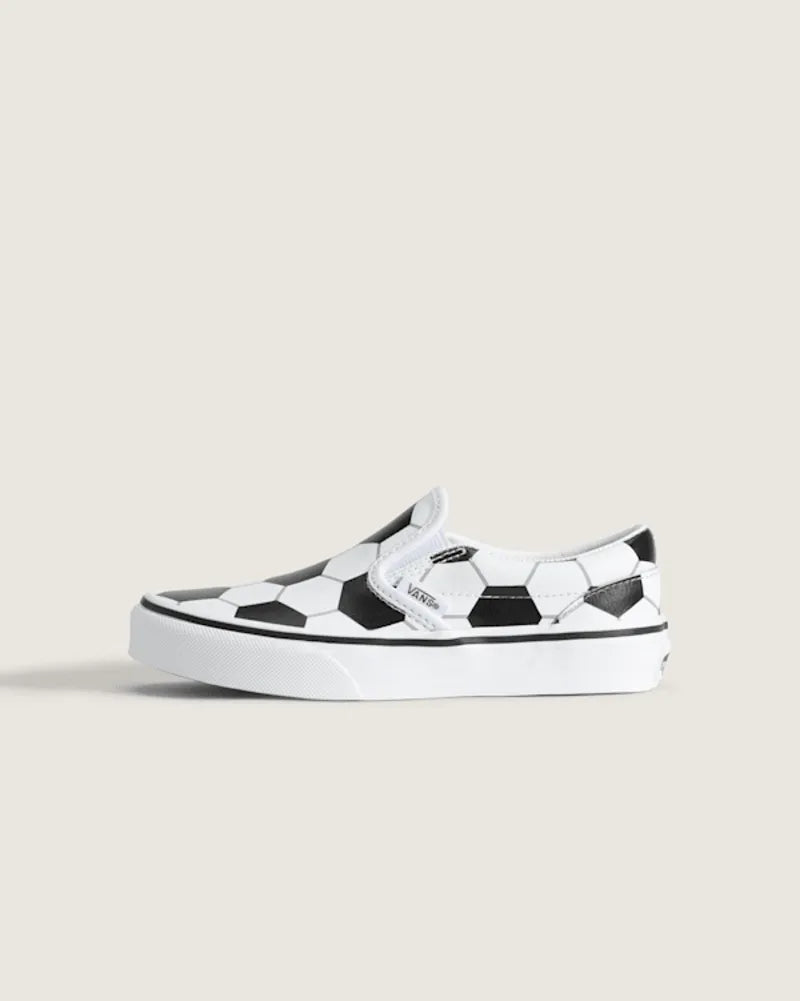 Soccer Black / White