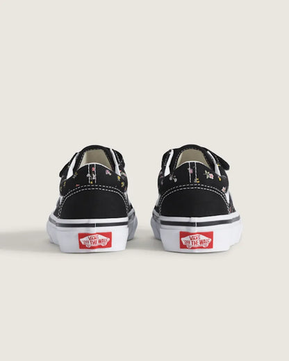 Black / True White