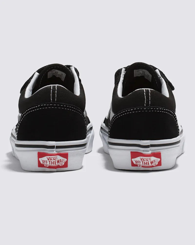 Black / True White
