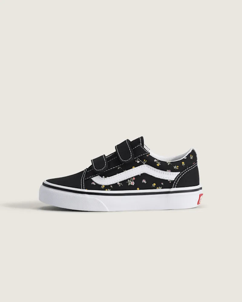 Black / True White