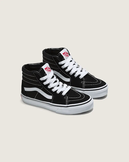 Black / True White
