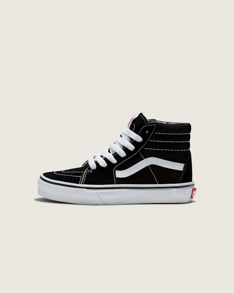 Black / True White