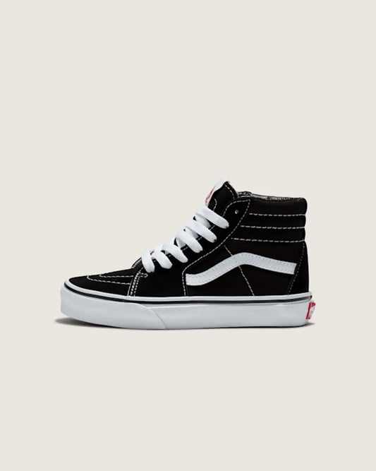 Black / True White
