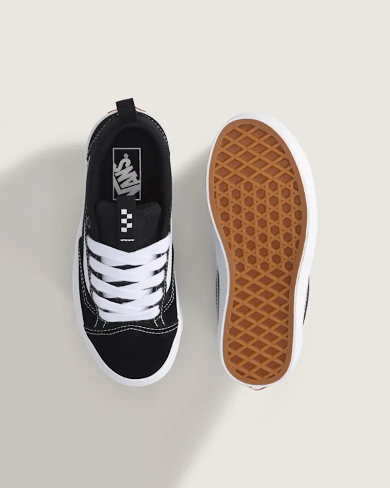 Black / White