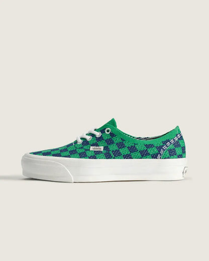 Checkerboard Black / Egret White