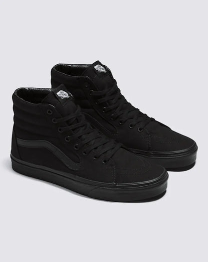 Black / True White