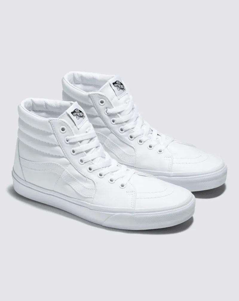 Black / True White