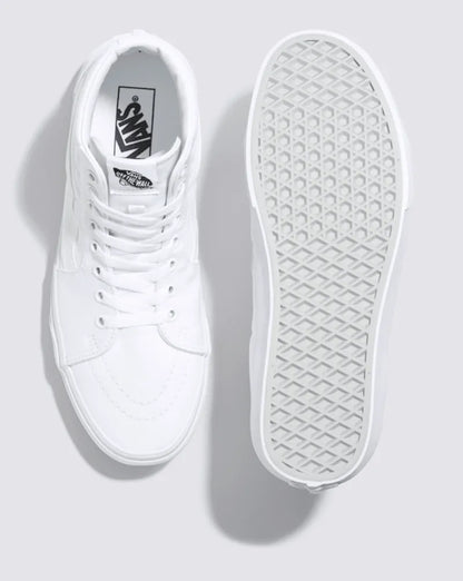 Black / True White