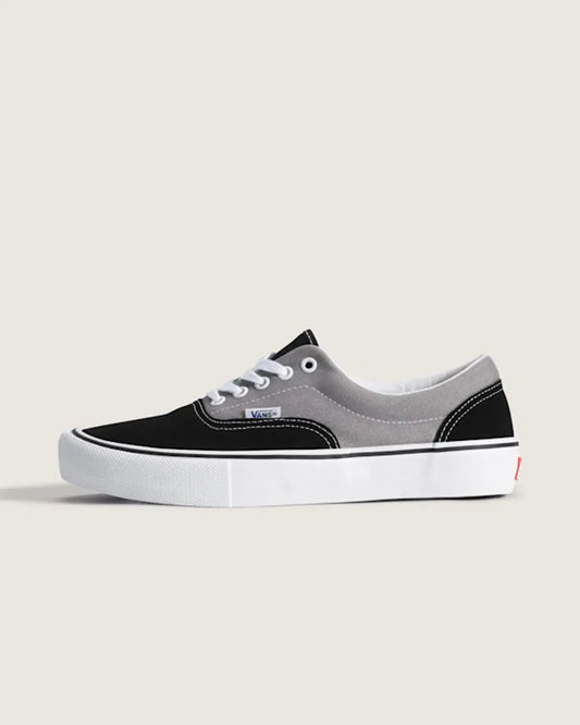Black / White